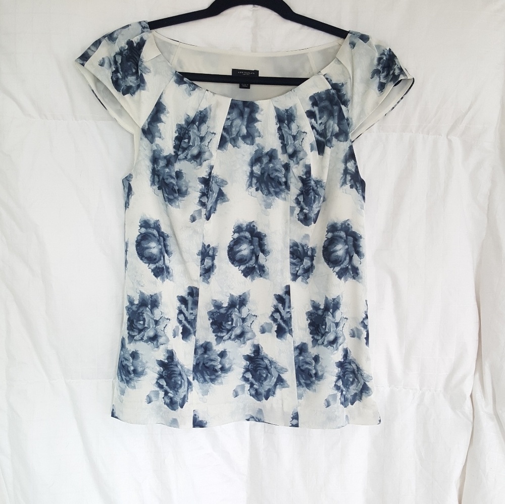 Ann Taylor Silk Top. Size S - Picture 1 of 7